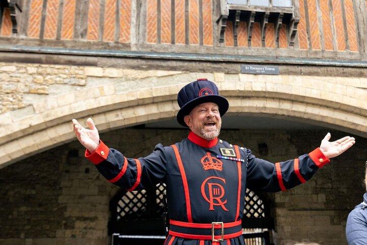 Visite de la Tour de Londres et des joyaux de la Couronne avec rencontre et accueil des Beefeaters