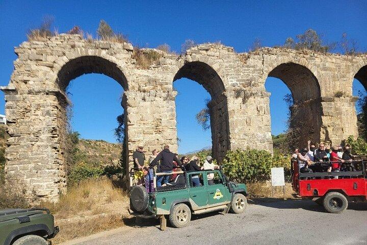 Side Jeep Safari Tour para as Montanhas Taurus com almoço