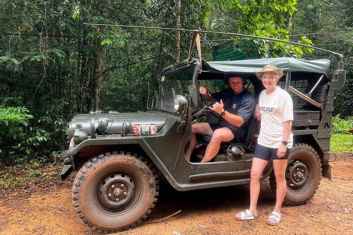 Scopri il nord di Phu Quoc in autentiche jeep dell'esercito americano