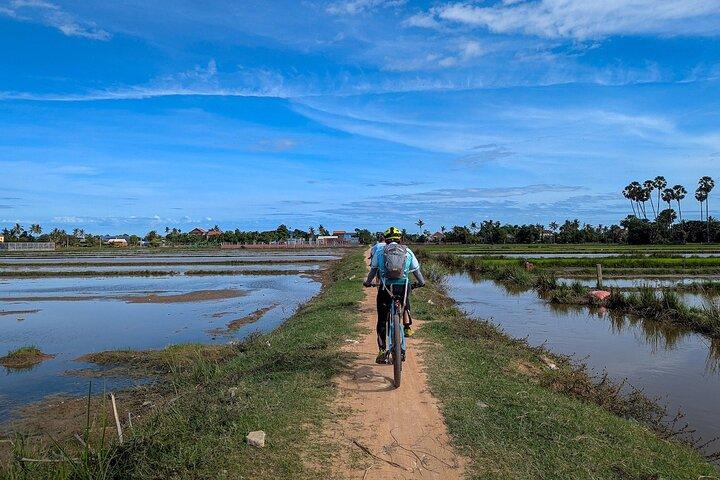 Passeio de bicicleta pelo Sunset Siem Reap