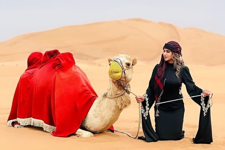 Dubai Evening Desert Safari: 4x4 Pickup + BBQ + Shows