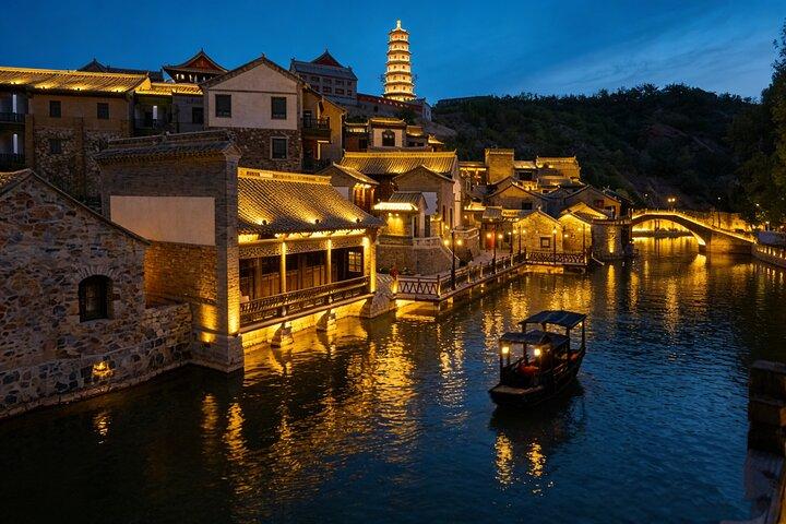 Tour privado a Gubei Water Town y Simatai Great Wall con teleférico y almuerzo