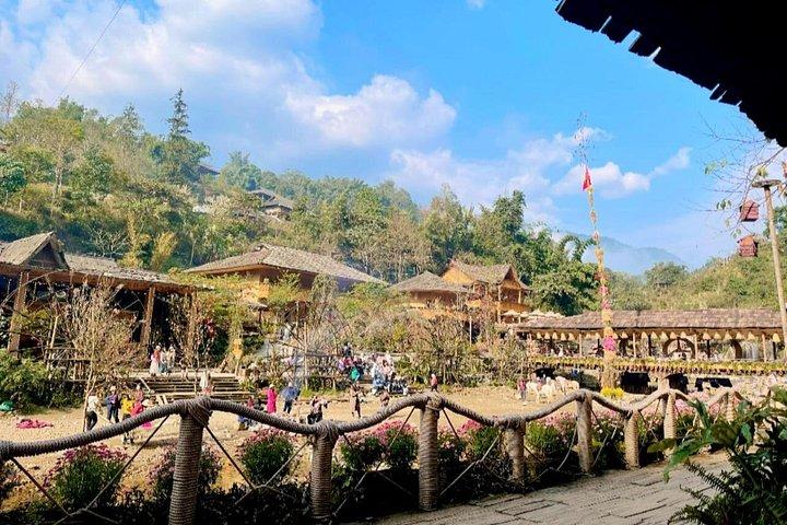 サパ発：猫村半日ガイドツアー