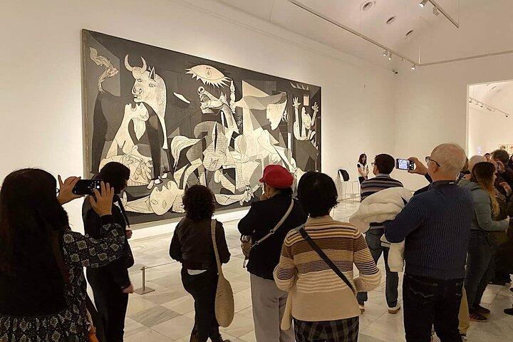 Visita privada a los museos del Prado y Reina Sofía, entradas y traslado incluidos