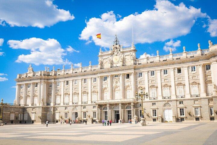 Visite privée du Palais Royal de Madrid avec billets coupe-file
