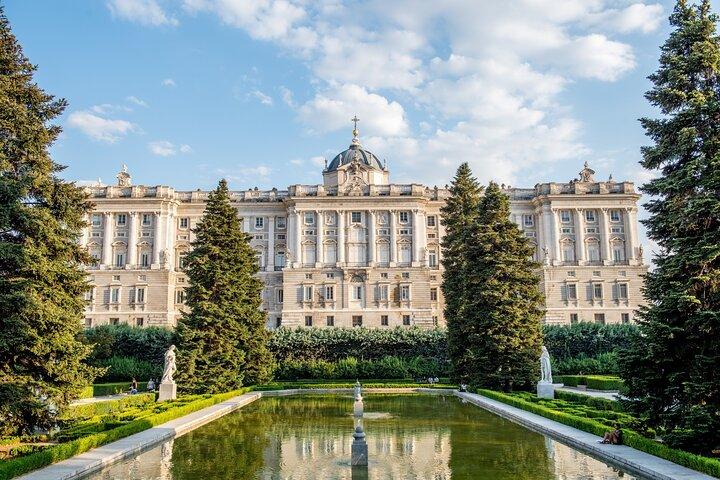 Visite privée du Palais Royal de Madrid avec billets coupe-file