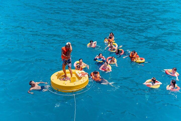 Vietnam : Visite de l'île de Nha Trang en apnée et fête flottante