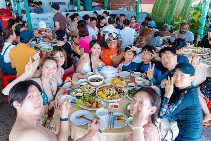 Vietnam : Excursion d'une journée dans la baie de Nha Trang avec plongée & barbecue & pêche