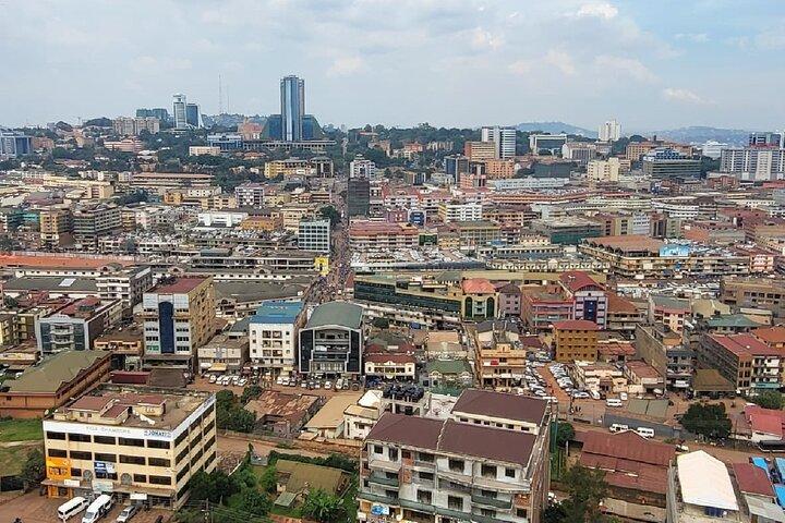 Paseo guiado por el mercado y la cultura de Kampala