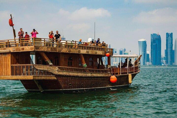Doha: Sunset Experience, cruzeiro tradicional do Dhow com jantar
