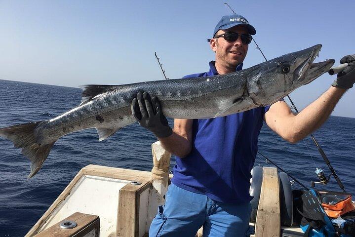 Barco Privado , Pesca , Snorkel , Delfines & Almuerzo – Hurghada