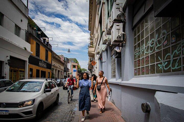 ブエノスアイレスでの共有アフリカアルゼンチン遺産ウォーキングツアー