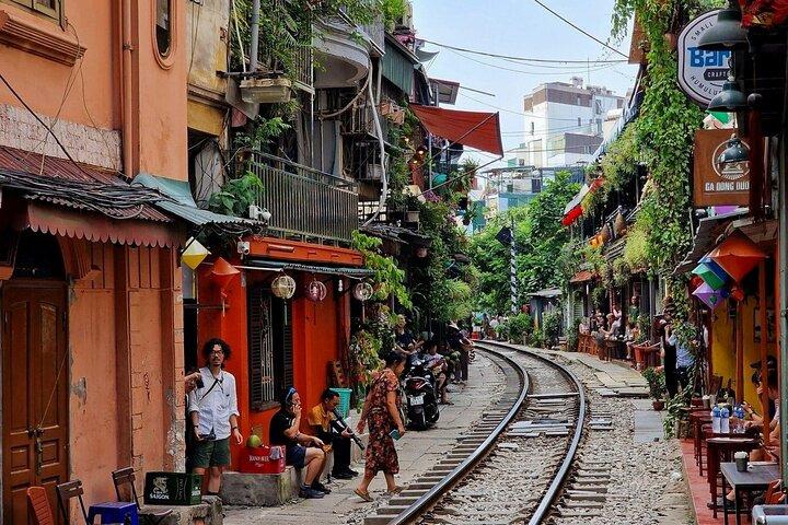 Tour di Hanoi Street Food per piccoli gruppi con Train Street