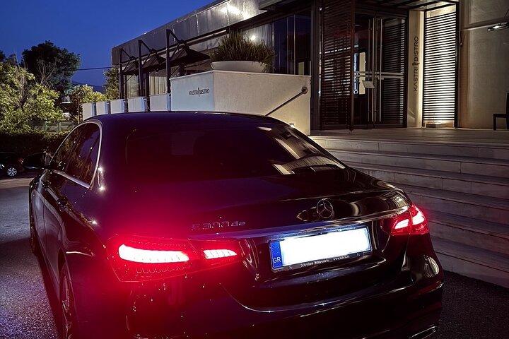 Excursión privada de lujo a Delfos desde Atenas en 2026 Mercedes Clase E