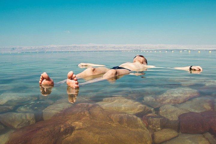 エルサレムからマサダと死海終日体験