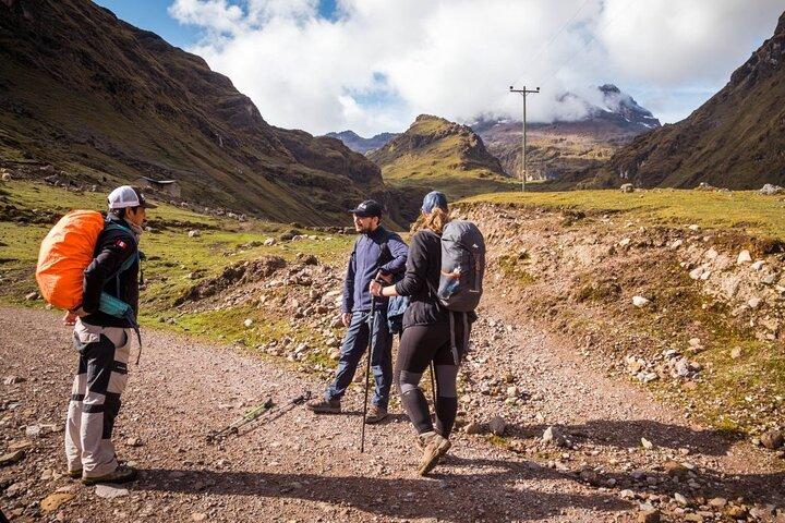 Lares Trek and Inca Trail to Machu Picchu – 5 dias / 4 noites