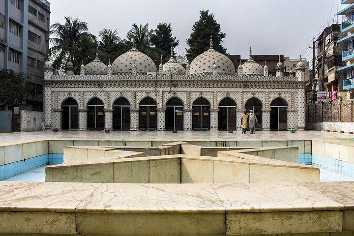 Dhaka Private Walking Tour with a Local