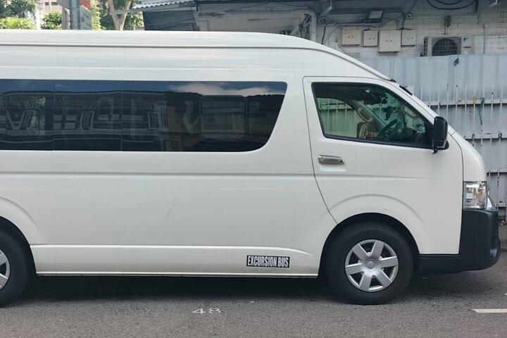 Singapore Privat Transport Minibus 13 Sæder