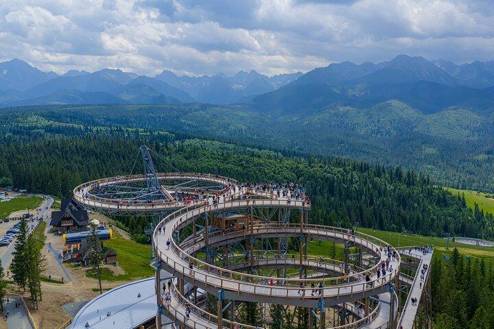 Hoteller i nærheden af SkyWalk Panorama & Hot Springs Spa Day Trip