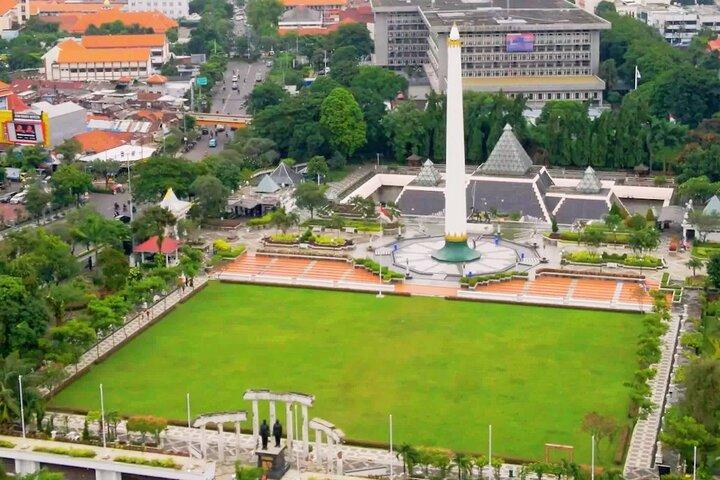 Tour privado en coche y a pie por Surabaya
