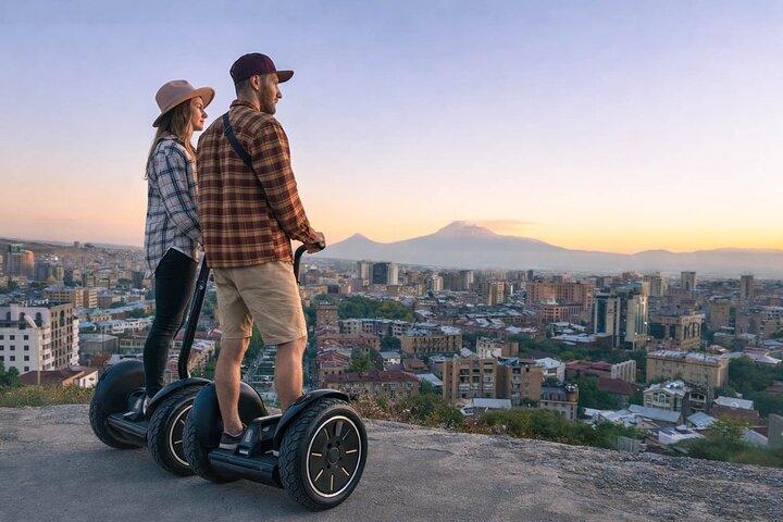 Tour panoramico di Yerevan sui Segway: centro storico e viste