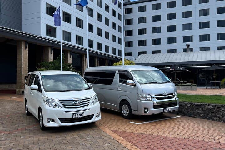 Premium Private Transfer From Auckland Airport To Matamata