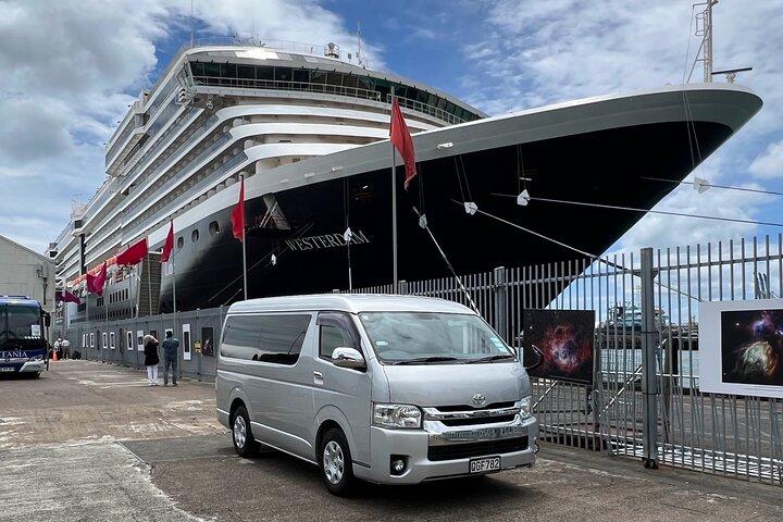 Privater Transfer vom Kreuzfahrtschiff zum Flughafen Auckland
