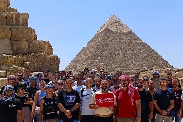 Tour privato di un giorno alle piramidi, alla Sfinge e al Grand Egyptian Museum "GEM"