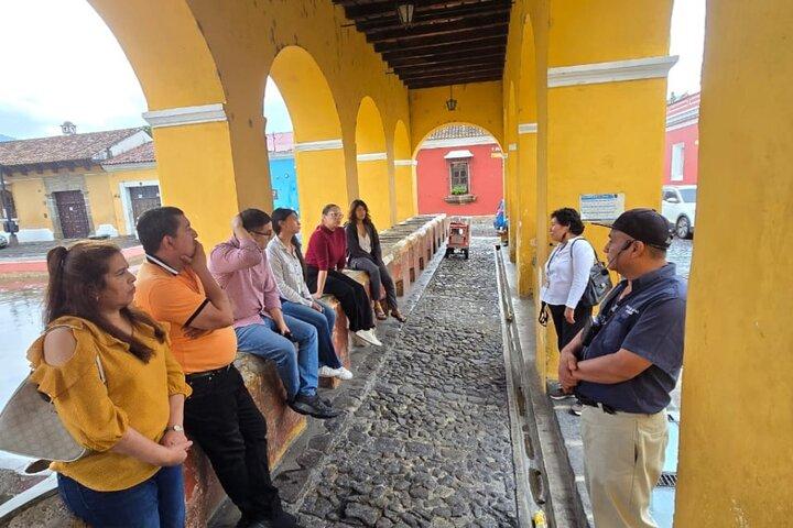 Antigua Guatemala City Tour em carro elétrico clássico vintage