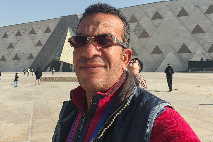 “Cairo Private Tour: Giza Pyramids, Sphinx & GEM Museum”