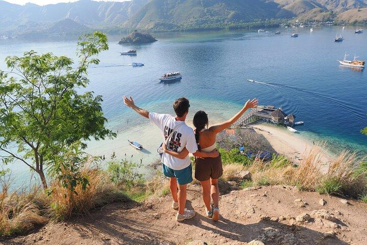 Labuan Bajo - Tour di più giorni a Komodo Utilizzando Luxury Pinishi Boat