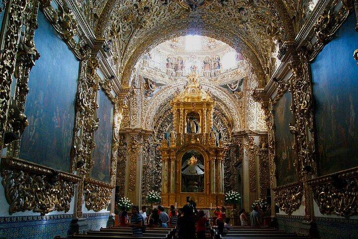 City Tour Por Puebla Catedral y Biblioteca y Capilla Dorada