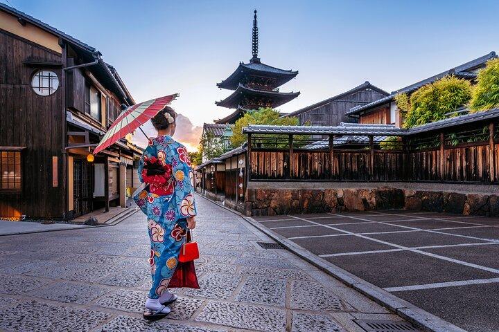 Kyoto Private Customizable Day Tour med guide og køretøj