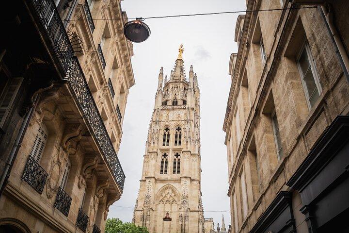 Bordeaux Visite audioguidée à pied 2h30 et 29 commentaires audios