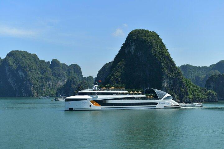 Dagtour naar Halong Bay vanuit Hanoi Grootste luxe cruise-ervaring