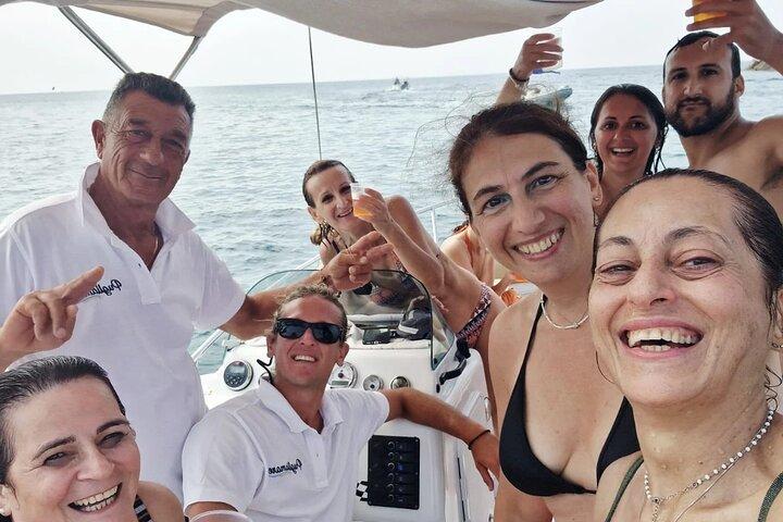 De Bari: Tempo livre e passeio de barco para as Grutas de Polignano