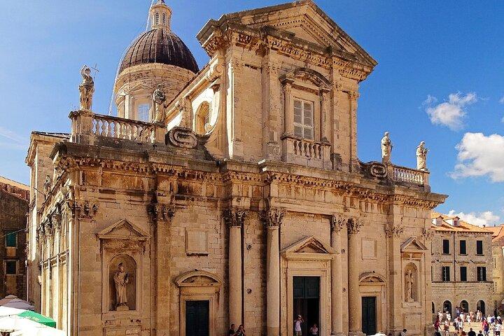 Dubrovnik: Visita guiada a pé com áudio de 1 hora e 18 comentários em áudio.
