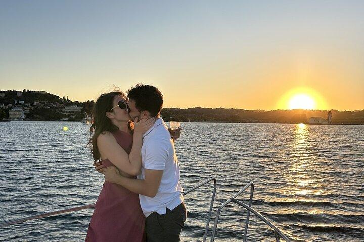 Corfu: cruzeiro privado ao pôr do sol
