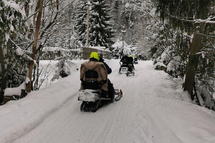 Bukarest: ATV fyrhjuling eller snöskotertur Karpaterna