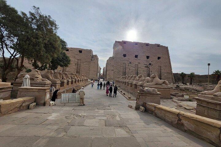 Privétour van een halve dag naar Luxor en Karnak-tempels op de Oostoever