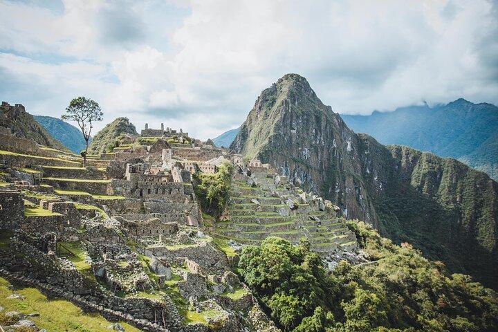 Machu Picchu 2 Day Tour from Cusco by car 2D & 1N