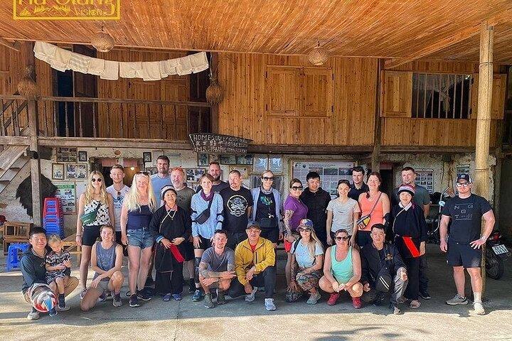 Ha Giang Loop 3D2N Adventure epische passen en lokale gastverblijven