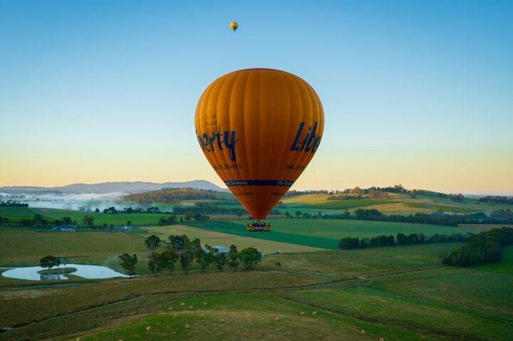 Vol en montgolfière Yarra Valley + Petit-déjeuner et Melbourne Pickup