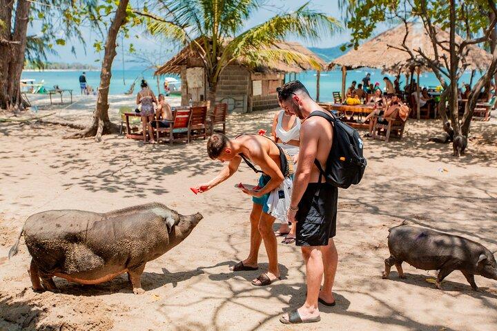 サムイ島からスピードボートでマドゥム島とタン島のシュノーケリング旅行