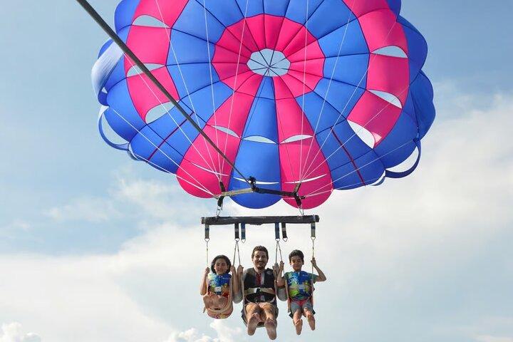 Bali Parasailing Abenteuer, Jetski und Sea Walker mit Transport