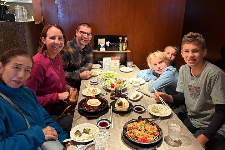 Pontocho efter mörka traditionella Kyoto Walking Food Tour by Guide