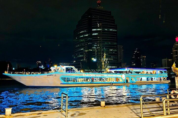 Bangkok Unicorn Dinner Cruise do Rio Iconsiam