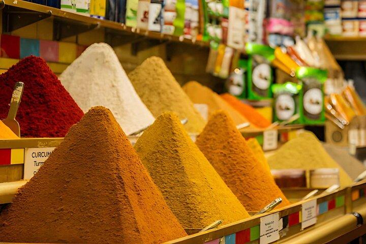 Souks and Shopping Tour in Marrakech Artisans and Historic Market