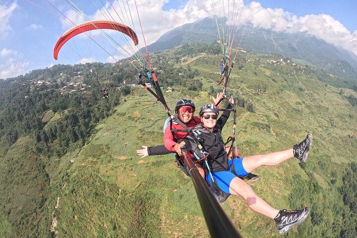 Sapa Highest Paragliding Adventure con pickup & drop-off