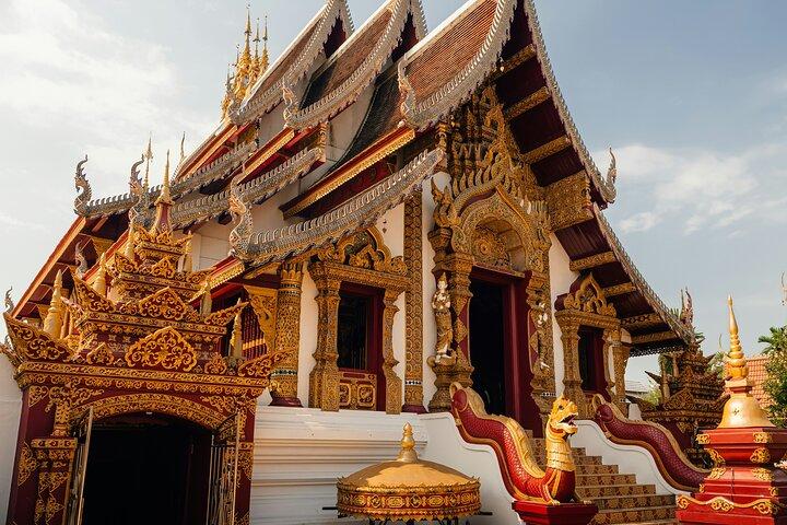Chiang Mai Old City Walking Tour Tempel mit Lanna Geschichten
